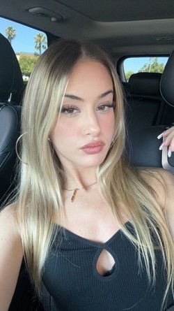 all-natural-girl-next-door-big-0