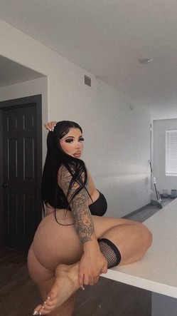 tatted-thai-puerto-rican-big-1
