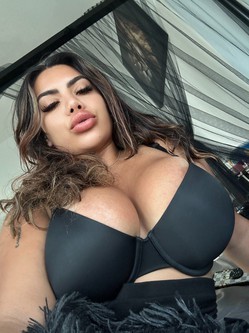 alana-aubrey-amor-big-1
