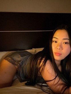 exotic-asian-bombshell-big-1