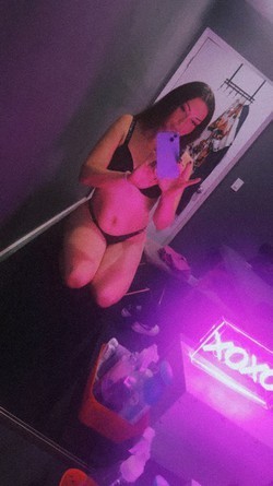 petite-treat-for-you-big-0