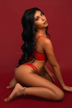 pornstar-kalani-luana-visiting-los-angeles-june-10th-through-june-19th-big-0