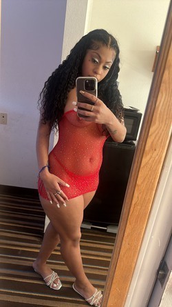 indulge-in-the-perfect-package-elite-discreet-companion-big-0
