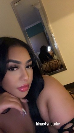 curvy-exotic-beauty-ready-to-please-big-0