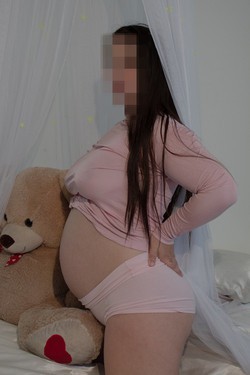 fun-and-freaky-brunette-big-0