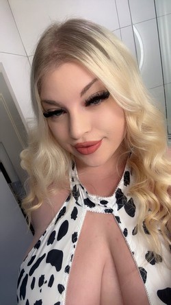 your-girl-friend-for-the-night-big-0