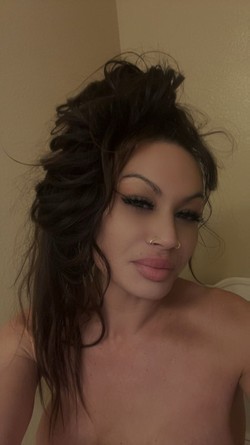 busty-petite-party-girl-big-1