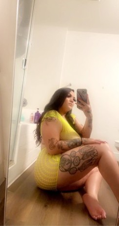 native-american-bombshell-big-0