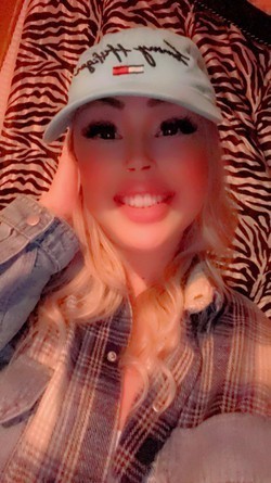 the-legendary-miss-lilly-may-is-now-offering-sessions-in-the-grass-valley-area-big-0