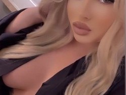 upscale-barbie-hosting