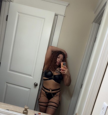 sensual-companion-visiting-big-1