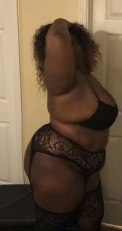 curvy-courtesan-big-0