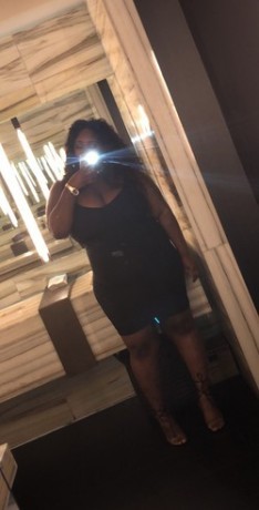 curvy-courtesan-big-0