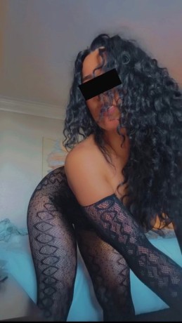 spanish-mami-book-now-si-hablo-espanol-big-1