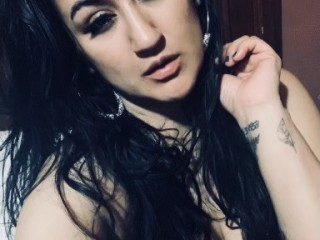 exotic-spanish-babe