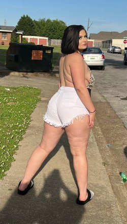alabamas-alluring-ample-amazonian-goddess-big-0