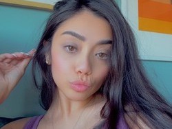 breathtaking-hawaiian-cambodian-beauty