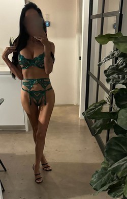 sweet-and-seductive-big-1