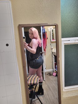 petite-and-curvaceous-blonde-looking-for-fun-big-0