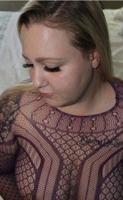 exotic-blonde-big-0