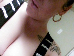 curves-galore-canadian-booty-visiting-for-a-short-time