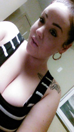 curves-galore-canadian-booty-visiting-for-a-short-time-big-0