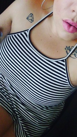 curves-galore-canadian-booty-visiting-for-a-short-time-big-0