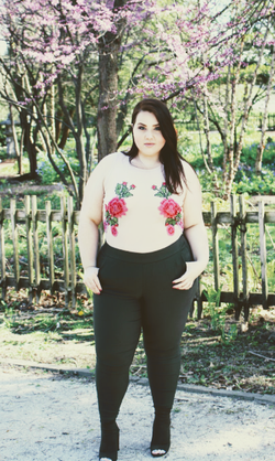 native-nancyadictive-and-curvy-big-1