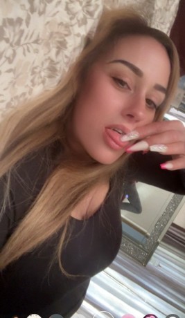 blondiefoxx-big-0