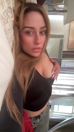 blondiefoxx-big-0