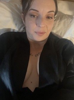 pregnant-milf-lets-play-new-pics-coming-soon-big-0