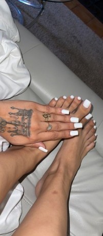 new-new-latinas-get-the-wettest-big-1