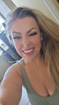a-real-pornstar-experience-big-0