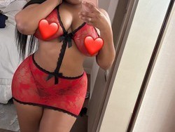 thick-and-busty-chocolate-treat