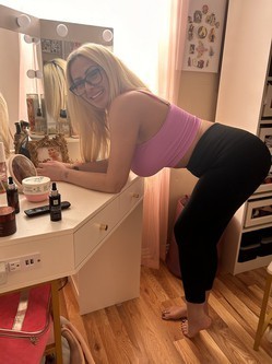 blonde-skinny-big-tits-glasses-big-0