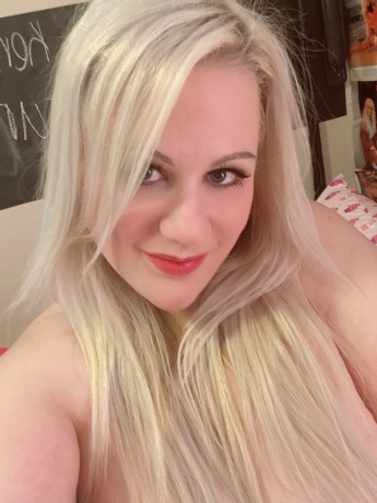blonde-bbw-xxx-star-curvy-mary-big-1